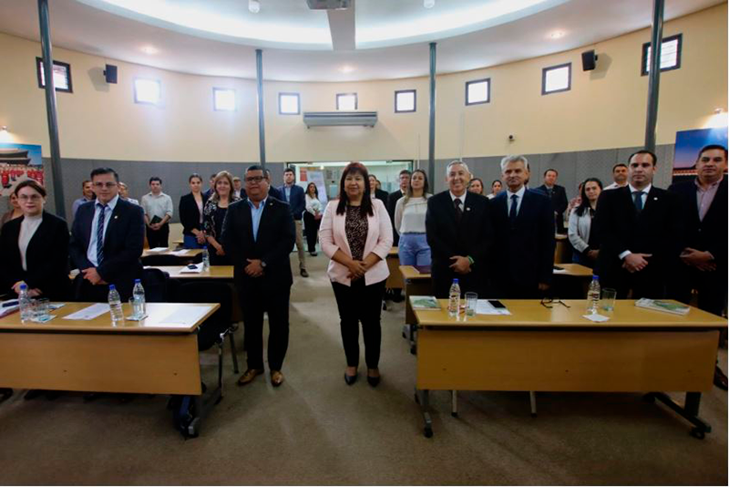 Presentación del «Libro Blanco» en Paraguay se realizó en la UNA
